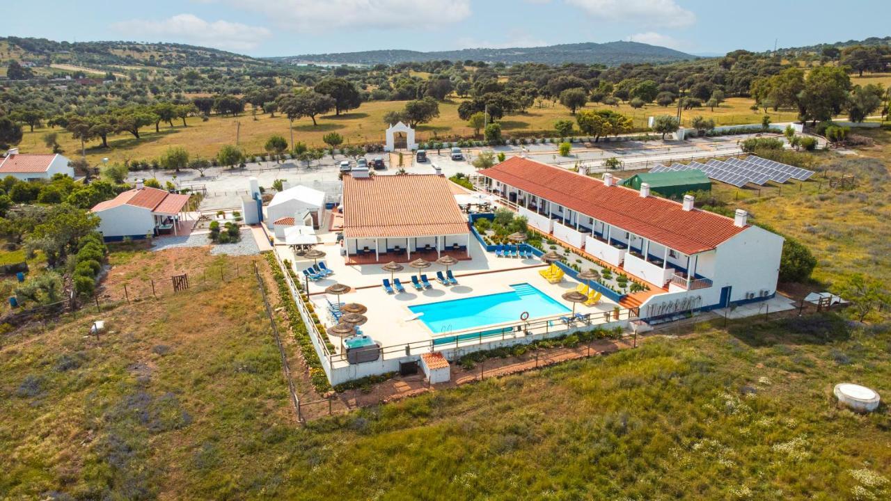 לינה וארוחת בוקר Alcáçovas Monte Da Cabeca Gorda מראה חיצוני תמונה